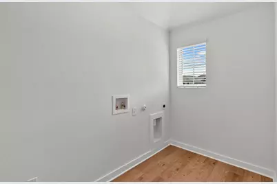 517 Bloomington Loop, Hutto, TX 78634 - Photo 8