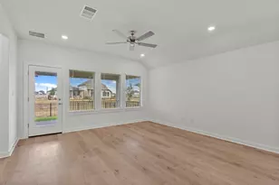 517 Bloomington Loop, Hutto, TX 78634 - Photo 18