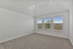 517 Bloomington Loop, Hutto, TX 78634 - Photo 14