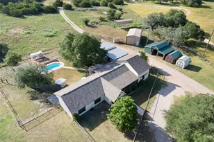 407 Windmill Rd, Burnet, TX 78611 - Photo 2