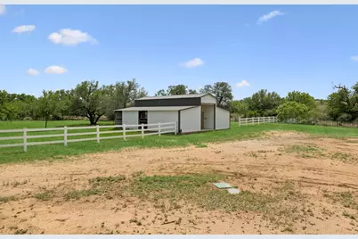 1450 Fm 2342, Kingsland, TX 78639 - Photo 30