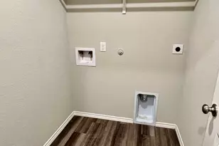 1906 Fieldfare St, New Braunfels, TX 78130 - Photo 14