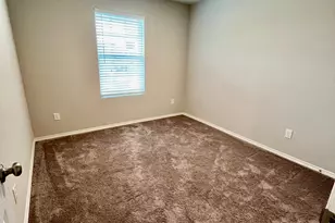 1906 Fieldfare St, New Braunfels, TX 78130 - Photo 10