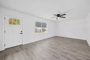 5211 Thunderbird Rd, Lago Vista, TX 78645 - Photo 2