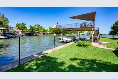 213 Lakeview, Llano, TX 78643 - Photo 28