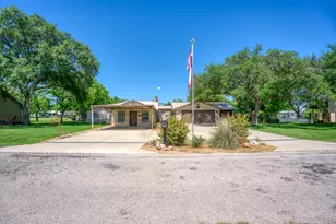 213 Lakeview, Llano, TX 78643 - Photo 34