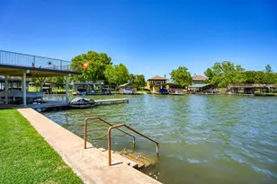 213 Lakeview, Llano, TX 78643 - Photo 22