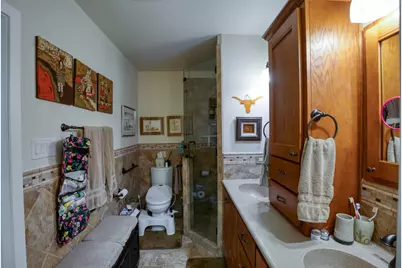 213 Lakeview, Llano, TX 78643 - Photo 8