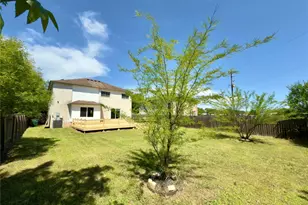 7817 Marble Ridge Dr, Austin, TX 78747 - Photo 36