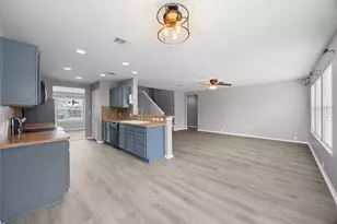 500 Kingfisher Ln, Leander, TX 78641 - Photo 10