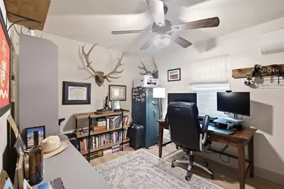 5600 Ledesma Road, Austin, TX 78721 - Photo 14