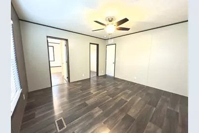 268 Flaming Oak Drive, Bastrop, TX 78602 - Photo 8