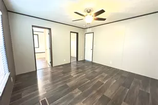 268 Flaming Oak Dr, Bastrop, TX 78602 - Photo 8