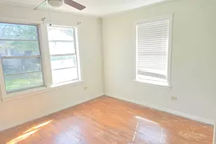 305 N 5th St, Thorndale, TX 76577 - Photo 12