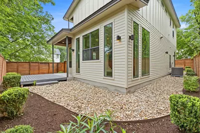 1307 Clifford Avenue, Austin, TX 78702 - Photo 30