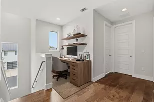 1307 Clifford Ave, Austin, TX 78702 - Photo 24