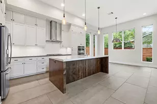 1307 Clifford Ave, Austin, TX 78702 - Photo 12