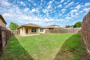 12413 Walter Vaughn Dr, Manor, TX 78653 - Photo 34