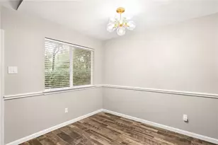 9708 Moorberry St, Austin, TX 78729 - Photo 8