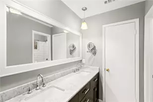 9708 Moorberry St, Austin, TX 78729 - Photo 16