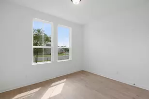 1114 Blue Moon Dr, Georgetown, TX 78628 - Photo 4