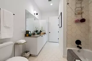 800 Embassy Dr, Austin, TX 78702 - Photo 22