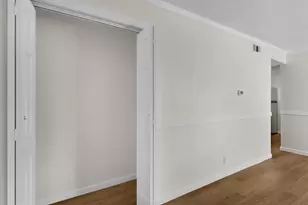 7801 Shoal Creek Blvd, Austin, TX 78757 - Photo 8