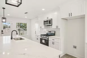 5101 Woodmoor Dr, Austin, TX 78721 - Photo 16