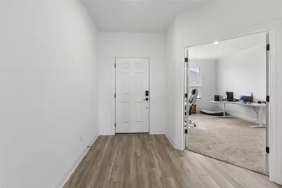 12120 Paseo De Los Lagos Lane, Manor, TX 78653 - Photo 4