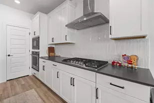 12120 Paseo de los Lagos Ln, Manor, TX 78653 - Photo 8