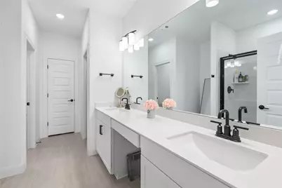 12120 Paseo De Los Lagos Lane, Manor, TX 78653 - Photo 16