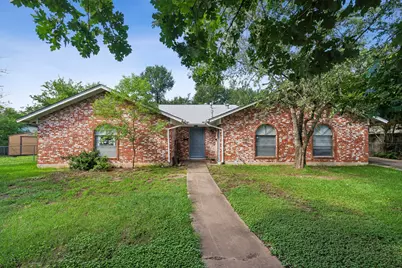 4713 Sagebrush Trail #B, Austin, TX 78745 - Photo 1