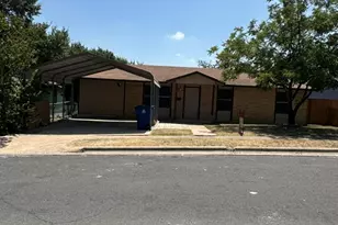 1113 Lawson Ln, Austin, TX 78702 - Photo 1