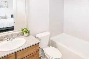 7051 Meadow Lake Blvd, Austin, TX 78744 - Photo 2