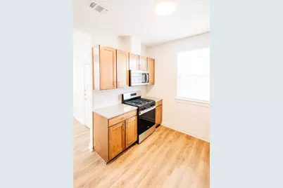 7051 Meadow Lake Boulevard #10103, Austin, TX 78744 - Photo 6