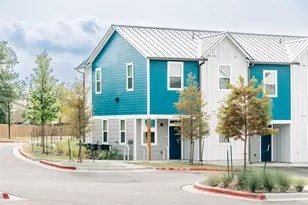 7051 Meadow Lake Blvd, Austin, TX 78744 - Photo 18