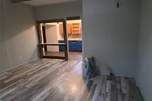 200 W Moerbe St, Thorndale, TX 76577 - Photo 4