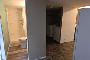 200 W Moerbe St, Thorndale, TX 76577 - Photo 12