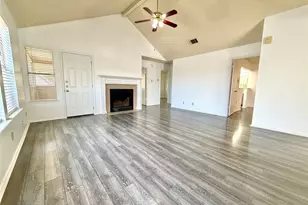 102 Flying Jib Ct, Lakeway, TX 78734 - Photo 4