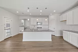 138 Fern Dr, Buda, TX 78610 - Photo 16