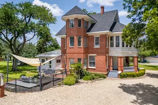 1220 W Lake Dr, Taylor, TX 76574 - Photo 32