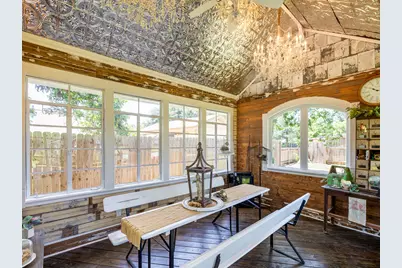 1220 W Lake Drive, Taylor, TX 76574 - Photo 26