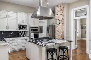 1220 W Lake Dr, Taylor, TX 76574 - Photo 6