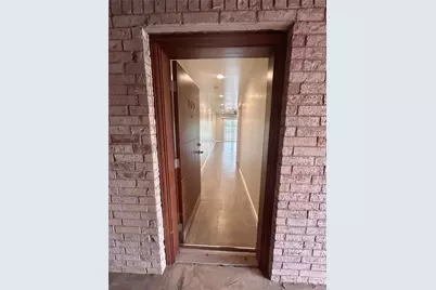 901 E 40th Street #102, Austin, TX 78751 - Photo 14