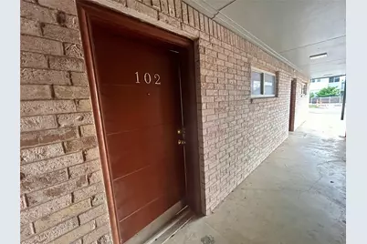 901 E 40th Street #102, Austin, TX 78751 - Photo 12