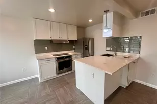 901 E 40th St, Austin, TX 78751 - Photo 2