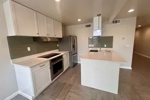 901 E 40th St, Austin, TX 78751 - Photo 4