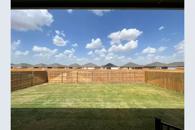 544 Taggart Trail, Jarrell, TX 76537 - Photo 22