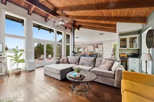 7039 Comanche Trail, Austin, TX 78732 - Photo 6