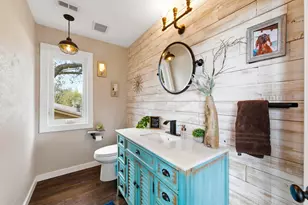 7039 Comanche Trail, Austin, TX 78732 - Photo 20